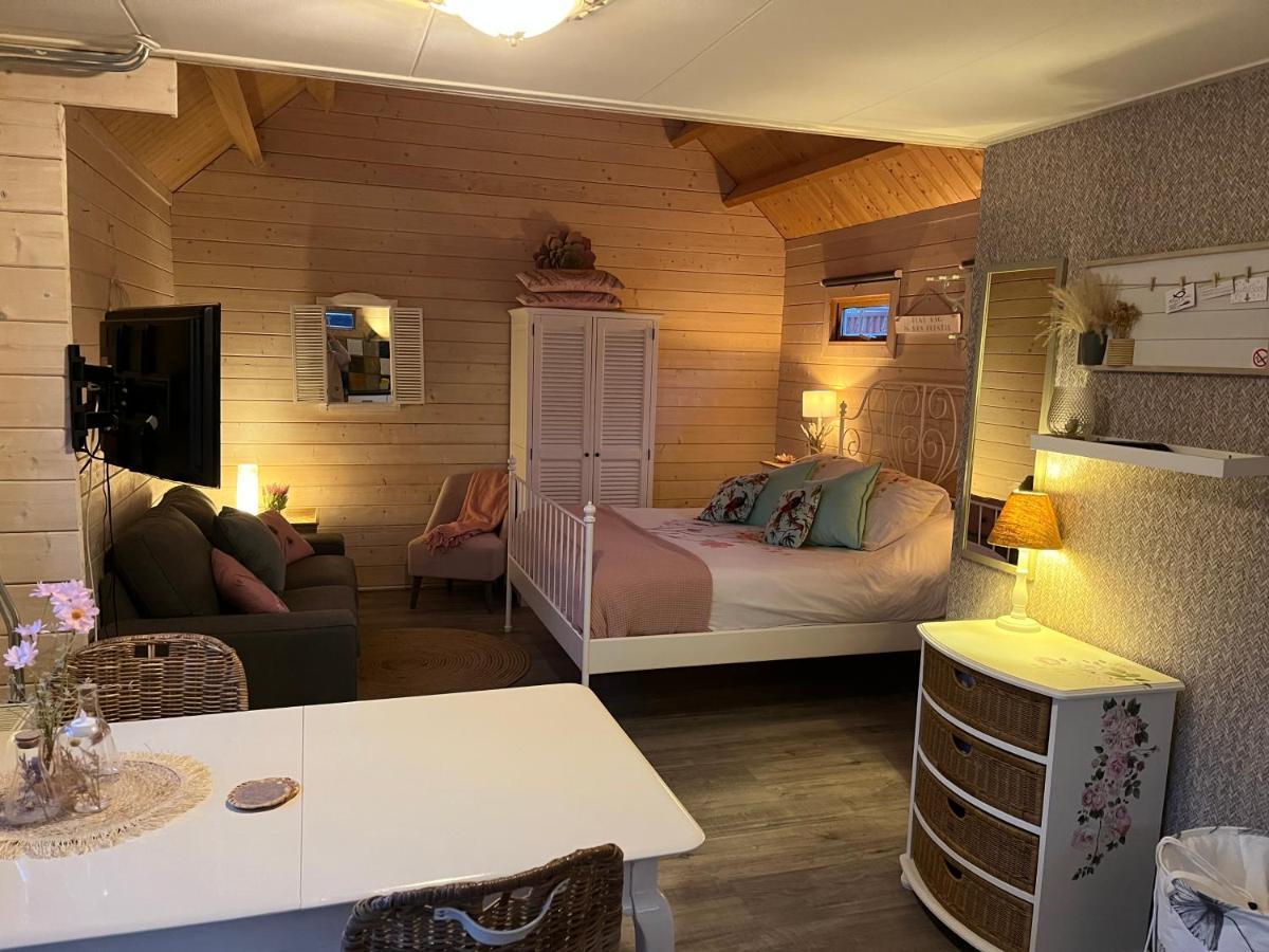 בארנדרכט B&B Het Smitshoekje מראה חיצוני תמונה